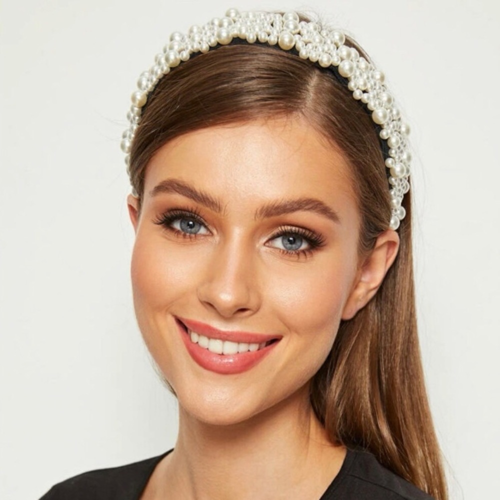 New Faux Pearl Headband - Picture 2 of 4